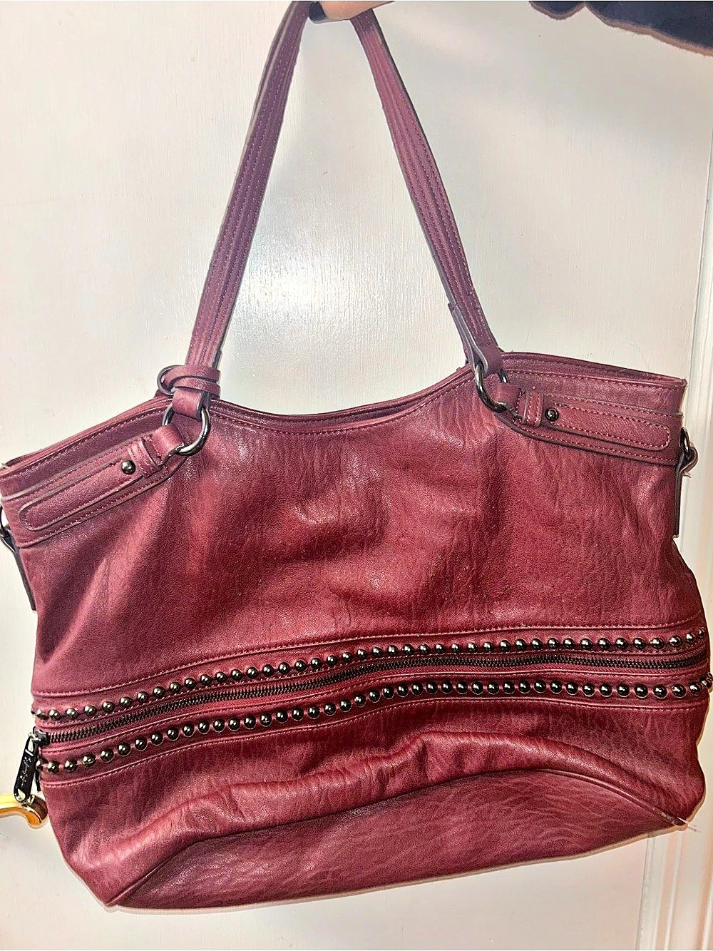 Jessica Simpson Shoulder Bag in Red